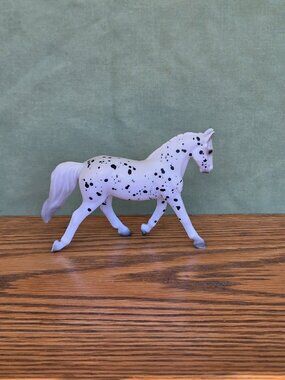 Breyer Stablemate Knabstrupper Trotting Warmblood (INV483)